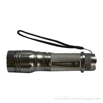 Cree T6 1,200lm Lumen Zoom Aluminum Flashlight Torch with 10W Power, Black and Silver Two Colors